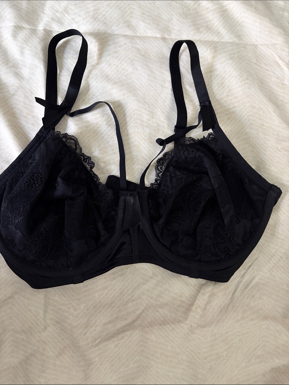 Elegant Black Lace Underwire Bra